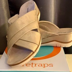 BareTraps sandals 7.5M